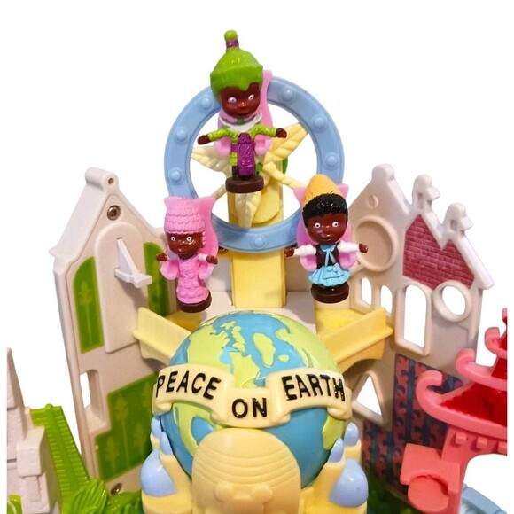 DISNEY PARKS Keys To Magic Kingdom Hasbro Its a Small World Playset Figures, Key - Picture 6 of 9